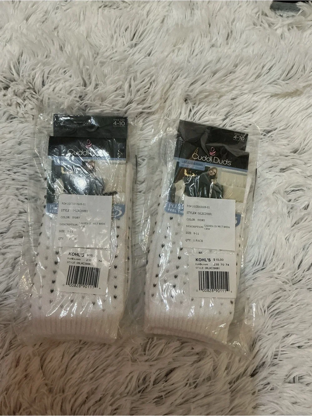 Cuddl Duds Plushfill 360 Leg Layering Crew Socks Ivory Heart Print Size 4-10